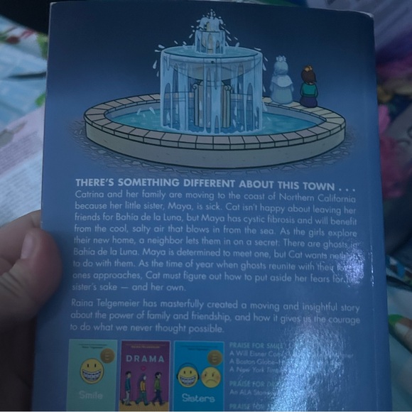 Ghosts graphic novel - Picture 2 of 2